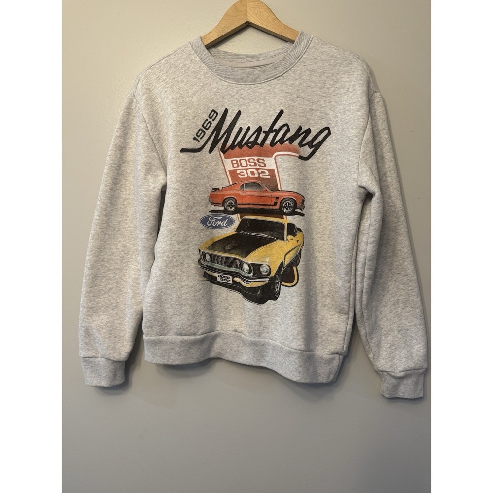Hollister Sweatshirt Mens Small Gray Ford Mustang Boss 302 Spell Out‎ Graphic
